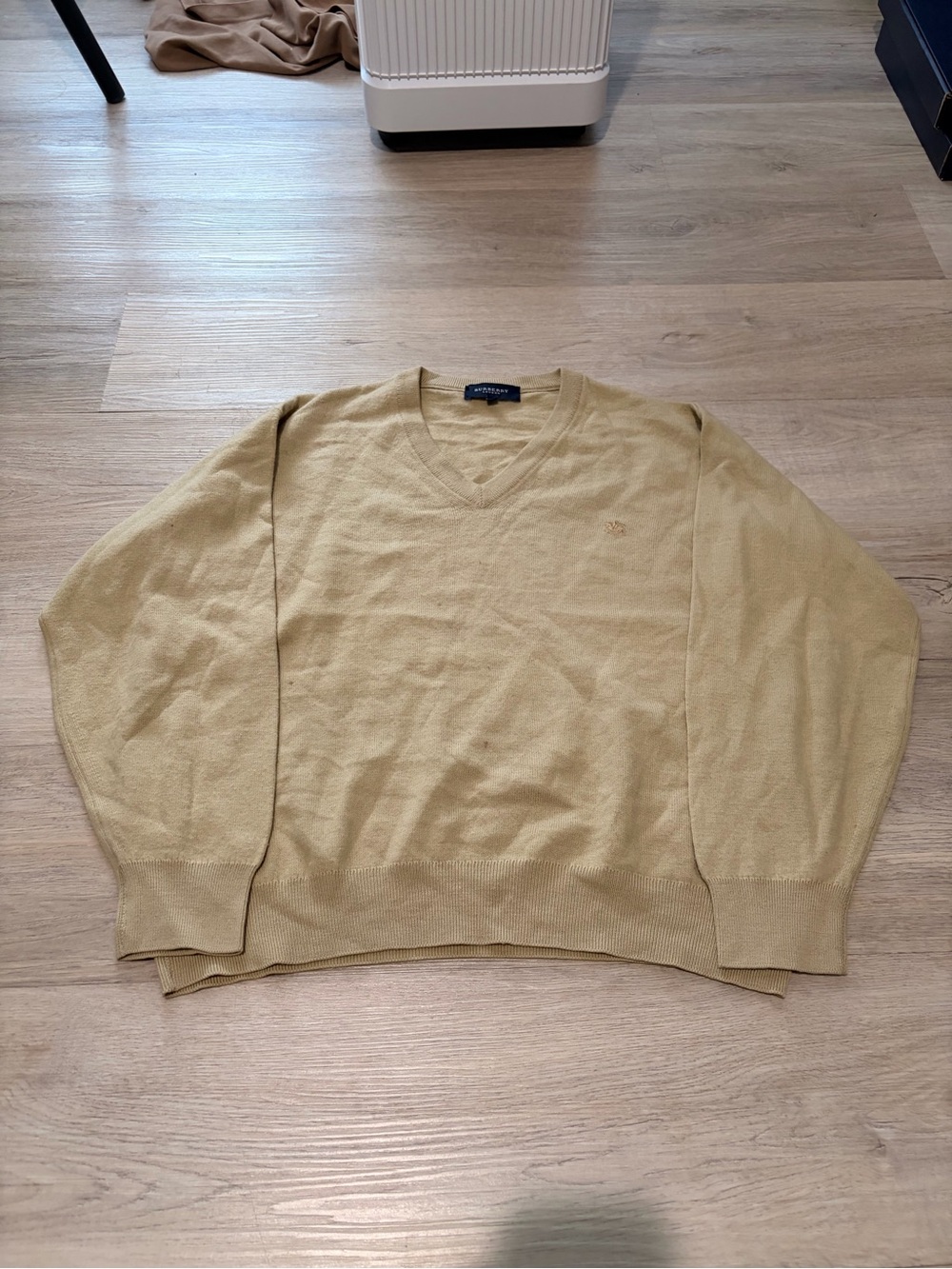 Vintage knitted Burberry v neck sweater